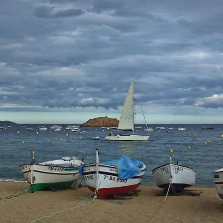 Lets Holidays Codolar アパート