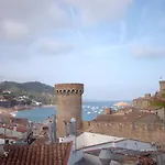 Apartament Lets Holidays In The Old Town Tossa Tossa de Mar