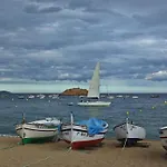 Lets Holidays In The Old Town Tossa Apartament